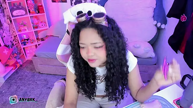 anyburkee online show from October 2025 12:18:02 AM