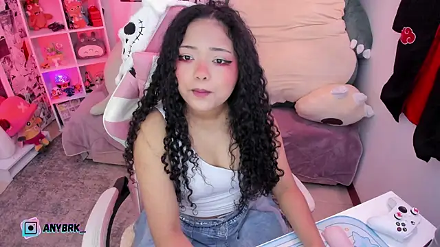 anyburkee online show from November 2025 01:54:02 AM