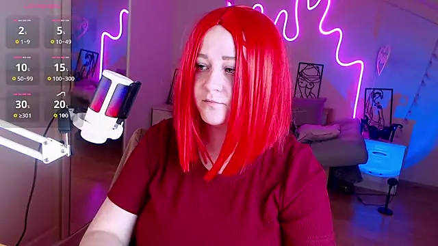 Snapshot of LizzyShine chatting on September 2025 04:07:01 PM LizzyShine online show from September 2025 04:07:01 PM