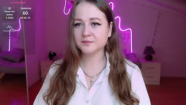 Snapshot of LizzyShine chatting on March 2025 05:24:02 PM LizzyShine online show from March 2025 05:24:02 PM