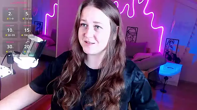 Snapshot of LizzyShine chatting on September 2025 05:24:01 PM LizzyShine online show from September 2025 05:24:01 PM