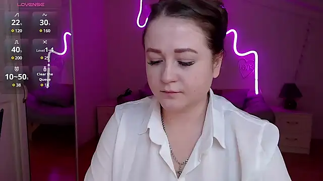 Snapshot of LizzyShine chatting on March 2025 04:56:02 PM LizzyShine online show from March 2025 04:56:02 PM