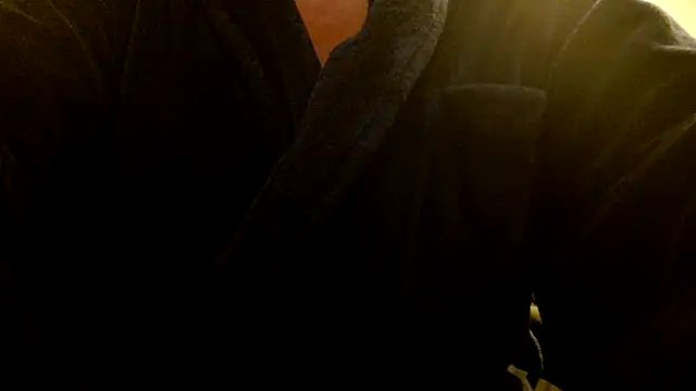 GirthBullger4You online show from October 2025 04:57:01 AM
