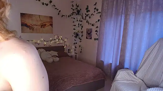 Emily relish online show from October 2025 01:24:02 PM
