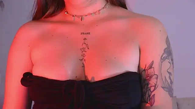 Miss oliviaa online show from March 2025 02:40:01 PM