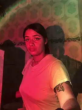 Miss oliviaa online show from March 2025 11:03:02 PM
