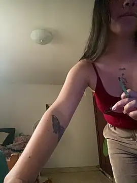 Miss oliviaa online show from March 2026 09:22:01 PM