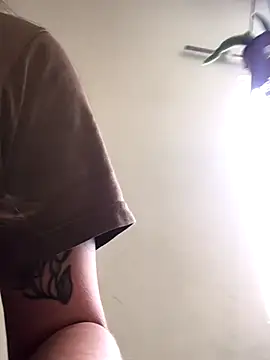 Miss oliviaa online show from October 2025 01:54:01 PM