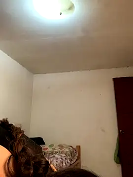 Miss oliviaa online show from December 2025 12:32:01 AM