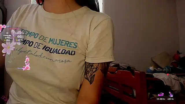 Miss oliviaa online show from November 2025 08:46:01 PM