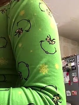 Miss oliviaa online show from October 2025 12:48:02 PM