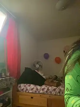 Miss oliviaa online show from March 2026 08:53:02 PM