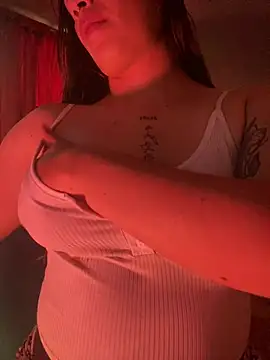 Miss oliviaa online show from April 2026 08:55:02 PM