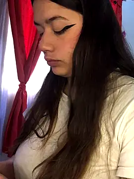 Miss oliviaa online show from November 2025 01:48:02 PM