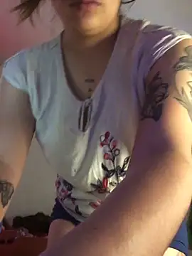 Miss oliviaa online show from October 2025 05:10:01 PM