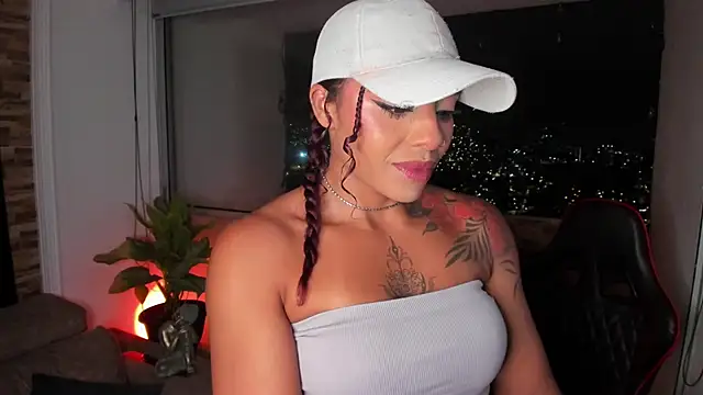 emilyfitness online show from March 2025 04:02:02 AM