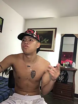 logannth online show from December 2025 09:09:02 PM