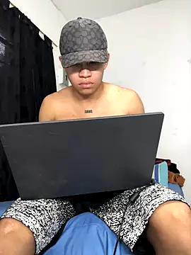 logannth online show from November 2025 09:36:01 PM