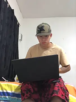 logannth online show from November 2025 04:44:01 AM