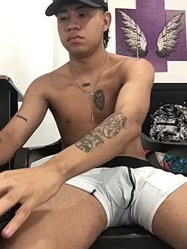 logannth online show from February 2026 09:56:01 PM