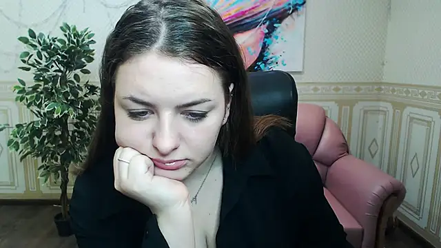 Snapshot of Helen_Elliot chatting on February 2025 09:47:02 AM Helen Elliot online show from February 2025 09:47:02 AM