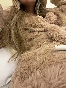 fofinhaa12 online show from February 2026 08:52:02 PM