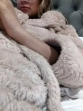 Snapshot of fofinhaa12 chatting on October 2025 12:31:02 PM fofinhaa12 online show from October 2025 12:31:02 PM