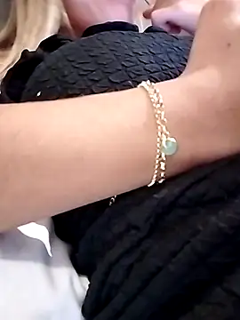 Snapshot of fofinhaa12 chatting on October 2025 04:10:02 PM fofinhaa12 online show from October 2025 04:10:02 PM