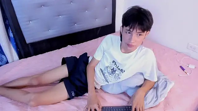 Johhan  Lee online show from January 2025 03:54:02 PM