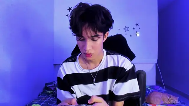 Johhan  Lee online show from December 2025 03:39:01 AM