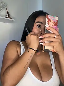 kristynmassey online show from April 2026 08:10:02 PM