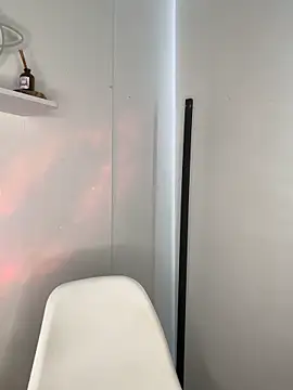 kristynmassey online show from April 2026 07:44:02 PM