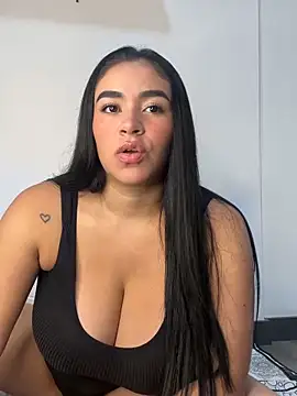 kristynmassey online show from October 2025 08:29:01 PM