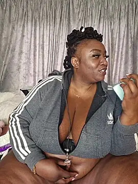 ThickianaRider online show from December 2025 04:47:01 AM