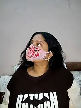 bigtitsqueen online show from November 2025 04:49:02 AM