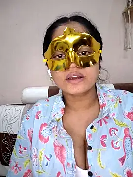 bigtitsqueen online show from November 2025 04:49:01 AM