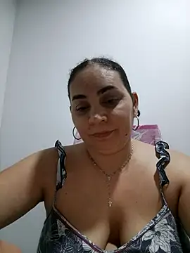 MirandaSoto online show from September 2025 02:40:01 AM