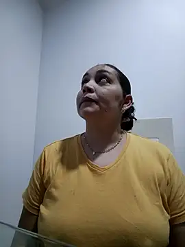 MirandaSoto online show from April 2026 05:19:02 AM