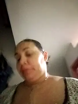 Snapshot of MirandaSoto chatting on May 2026 06:06:02 AM MirandaSoto online show from May 2026 06:06:02 AM