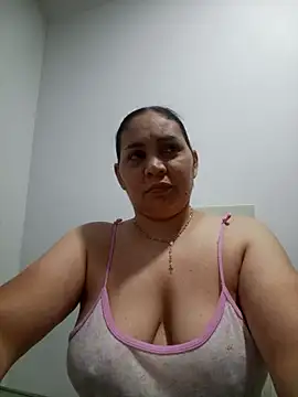 MirandaSoto online show from April 2026 05:11:02 AM