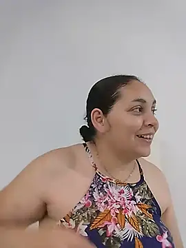 Snapshot of MirandaSoto chatting on July 2026 03:02:02 AM MirandaSoto online show from July 2026 03:02:02 AM