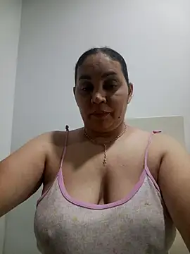 MirandaSoto online show from April 2026 04:30:01 AM