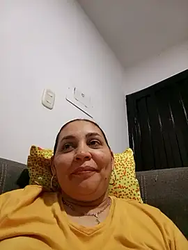 Snapshot of MirandaSoto chatting on February 2026 03:26:01 AM MirandaSoto online show from February 2026 03:26:01 AM