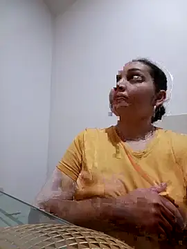 MirandaSoto online show from December 2025 03:41:01 AM