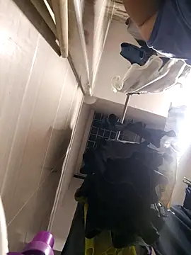 MirandaSoto online show from November 2025 04:17:01 AM