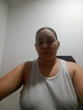 MirandaSoto online show from September 2025 04:04:02 AM