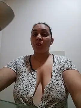 MirandaSoto online show from December 2025 04:12:02 AM