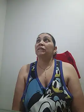 Snapshot of MirandaSoto chatting on July 2026 04:43:02 AM MirandaSoto online show from July 2026 04:43:02 AM