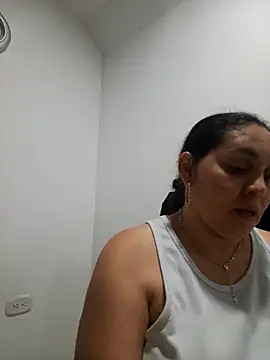 MirandaSoto online show from September 2025 04:03:01 AM