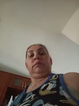 Snapshot of MirandaSoto chatting on June 2026 08:40:02 PM MirandaSoto online show from June 2026 08:40:02 PM